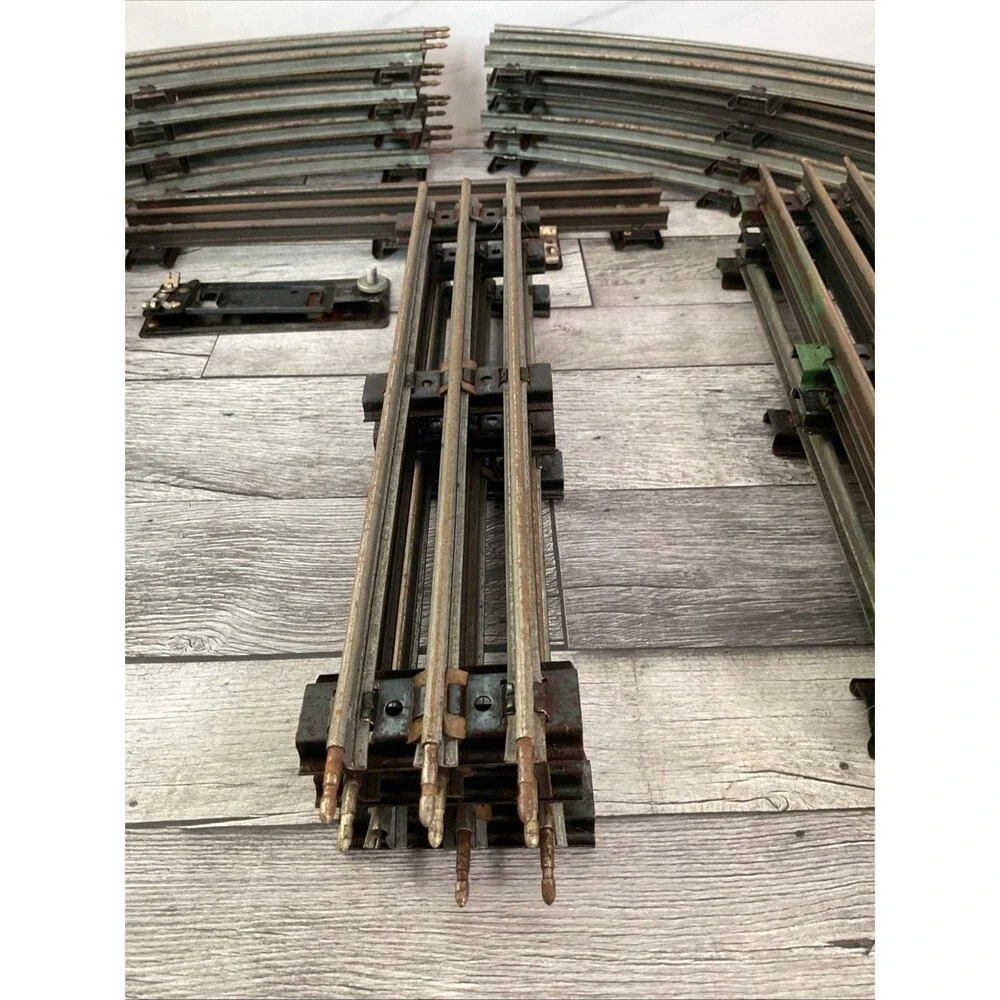 Lot of 19 Vintage Lionel O Gauge Train Track Straight and Curved Lot- Used